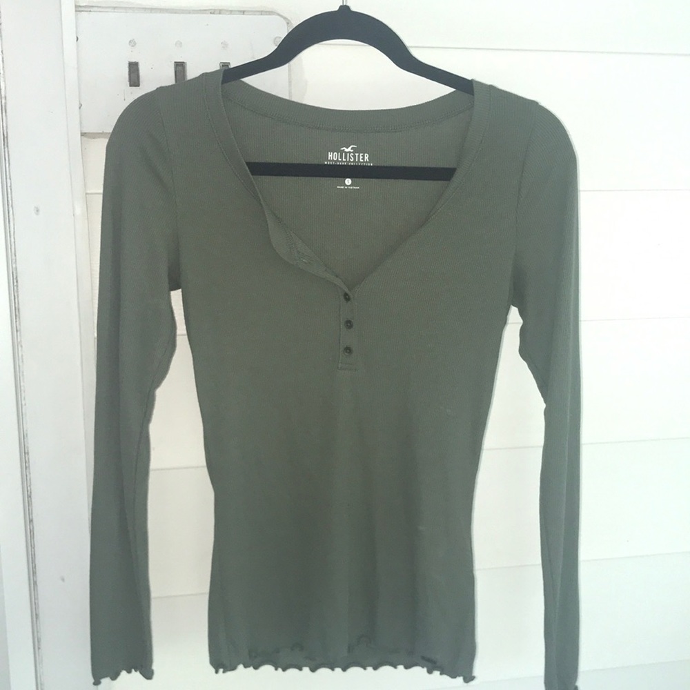 Hollister slim tee